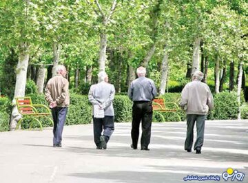 این دو گروه منتظر واریز فوق العاده خاص باشند/بازنشستگان ۲.۷۵۰.۰۰۰ تومان اضافه حقوق می‌گیرند؛ جزییات