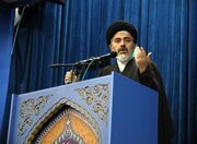 نام بردن از اپستین و جزیره فسادش در خطبه های امام جمعه ارومیه/ حضور میلیونی مردم در راهپیمایی ۲۲ بهمن نشانه‌ای از امداد الهی بود