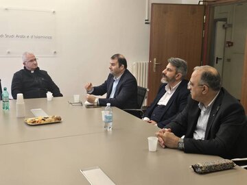 سفر نمایندگان مسیحیان در مجلس به واتیکان/ چند کلیسا در ایران وجود دارد؟/ نماینده مسیحیان آشوری: برخلاف اخبار معاندین، مسیحیان در ایران تحت فشار نیستند