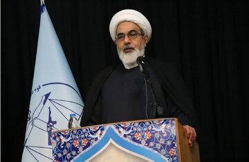 پورخاقان: وحدت ملی مهم‌ترین عامل قدرت ایران است