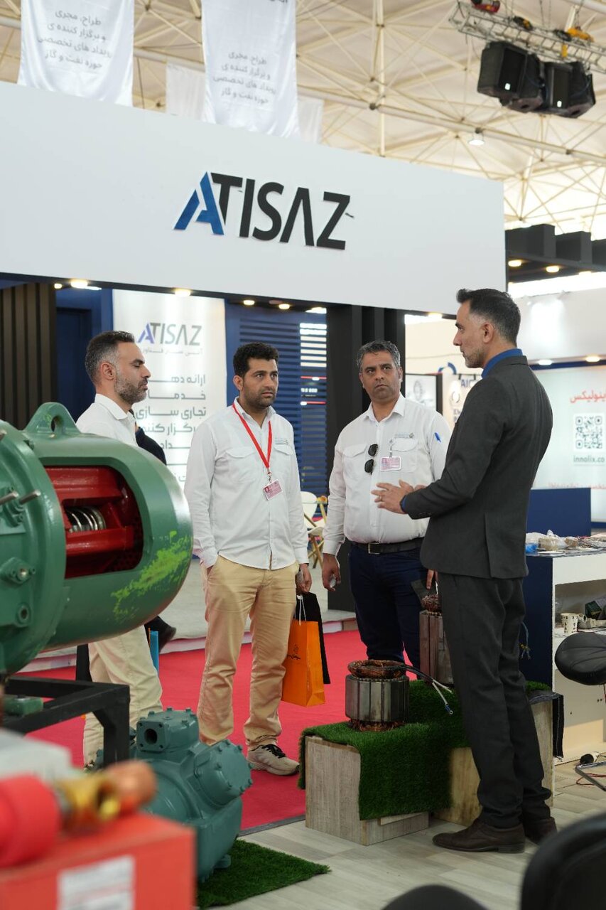 بازدیدکنندگان نمایشگاه نفت و گاز