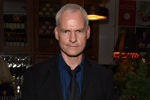 اجراي نمايشنامهای با مضمون مارتین مکدونا در تماشاخانه سیمرغ آغاز شد. اجراي نمايشنامهای با مضمون مارتین مکدونا در تماشاخانه سیمرغ آغاز شد.