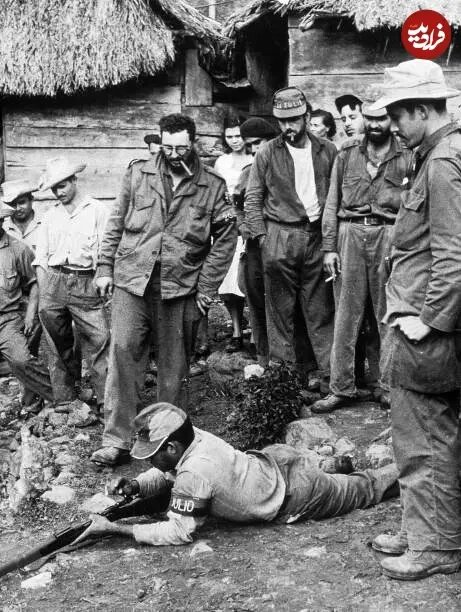 عکس/«فیدل کاسترو» و نیروهایش در سیرا مائسترو؛ سال ۱۳۳۳