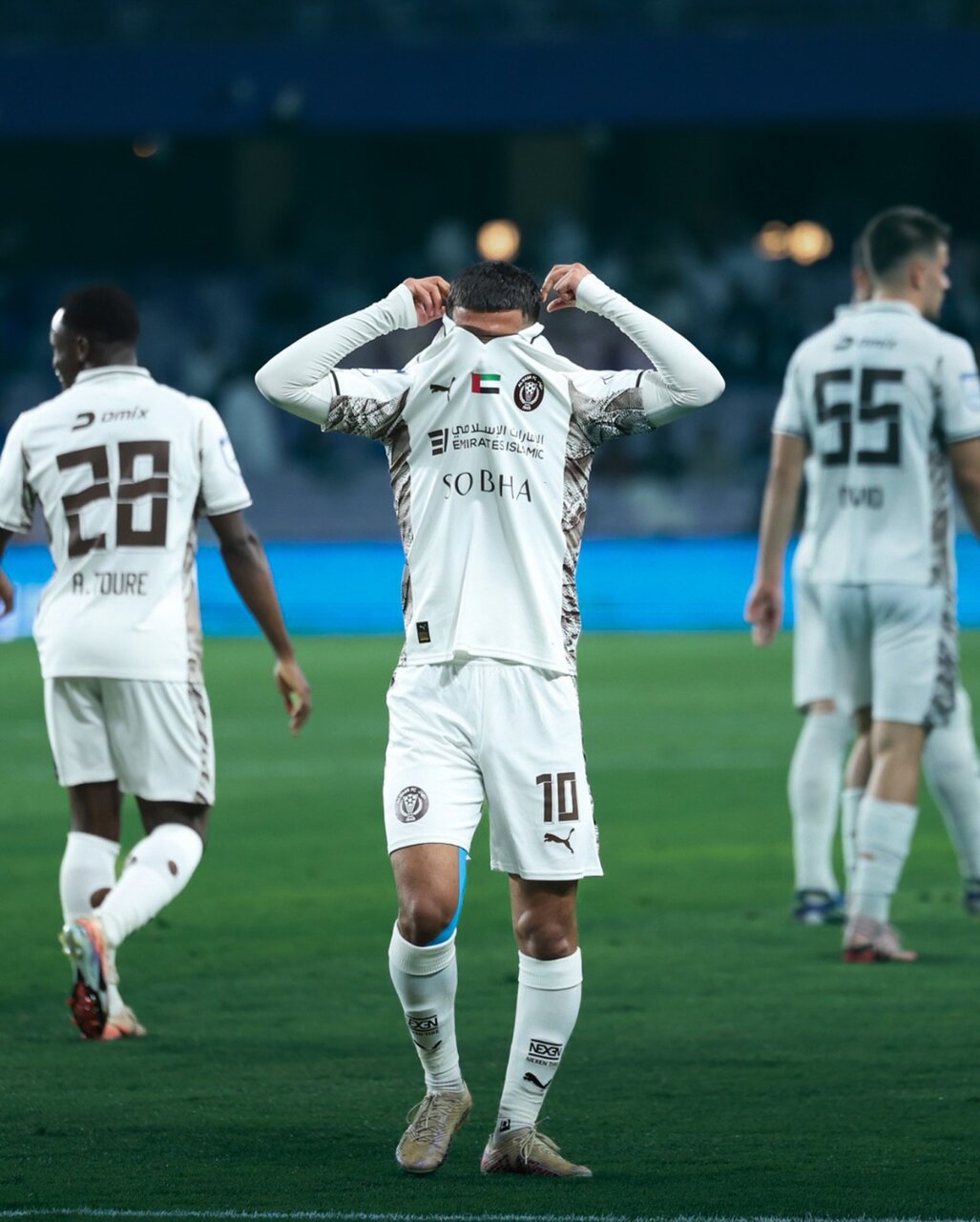 عکس | واکنش خاص قایدی به طلسمشکنی مقابل قهرمان آسیا