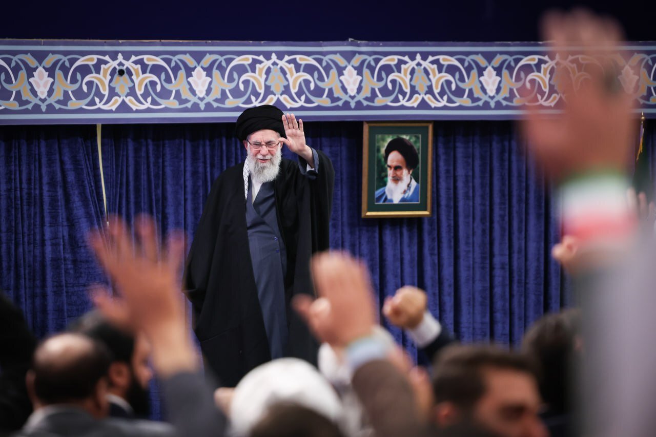 اولین تصاویر از دیدار امروز مردم آذربایجان شرقی با رهبری