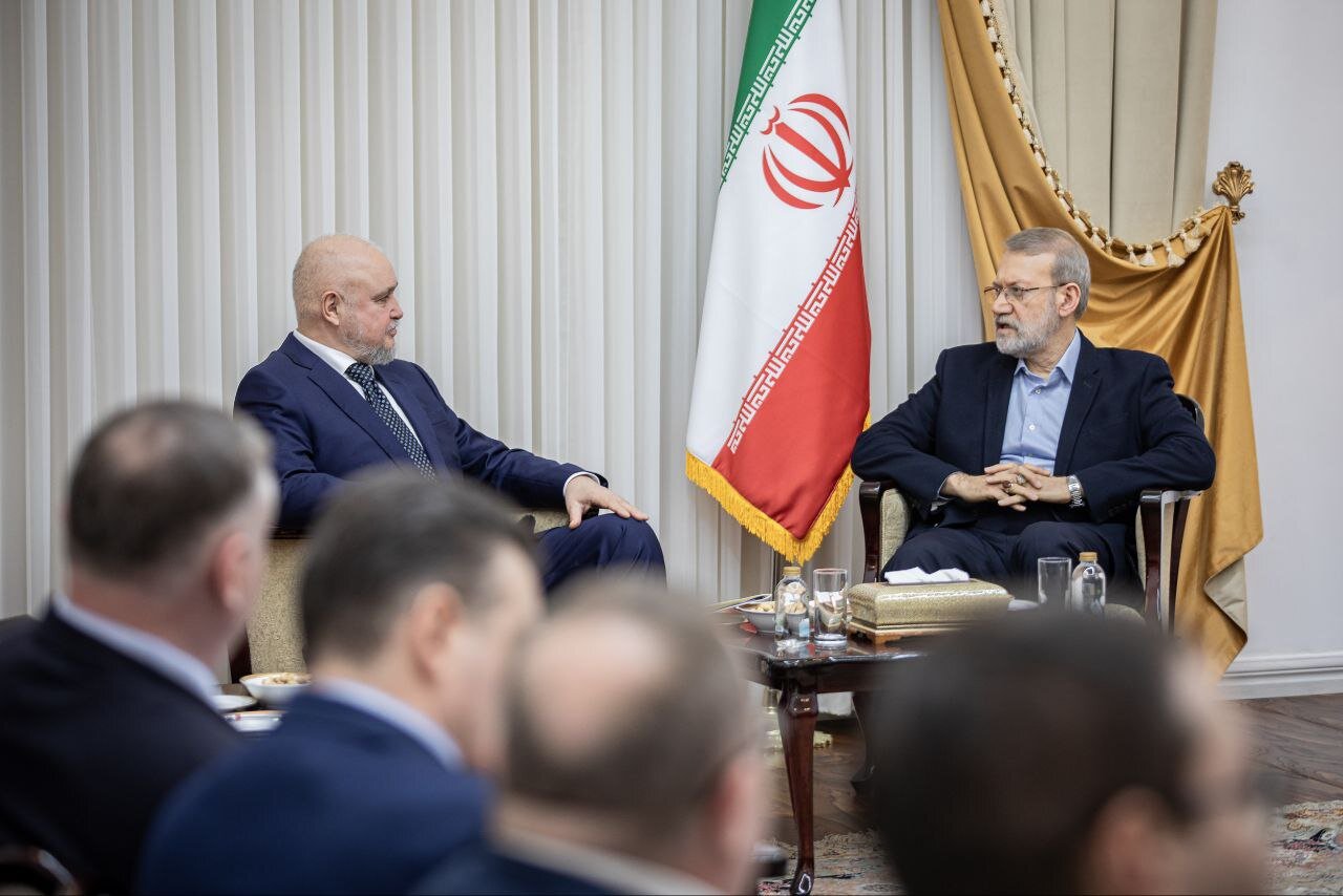 تصاویری از حاشیه دیدار علی لاریجانی با وزیر انرژی روسیه/ سفیر سابق روسیه هم بود + جزئیات