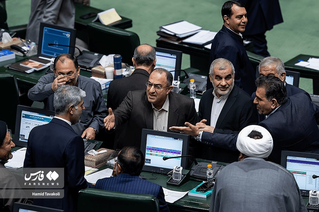 ساعت شلوغی در مجلس+ تصاویر