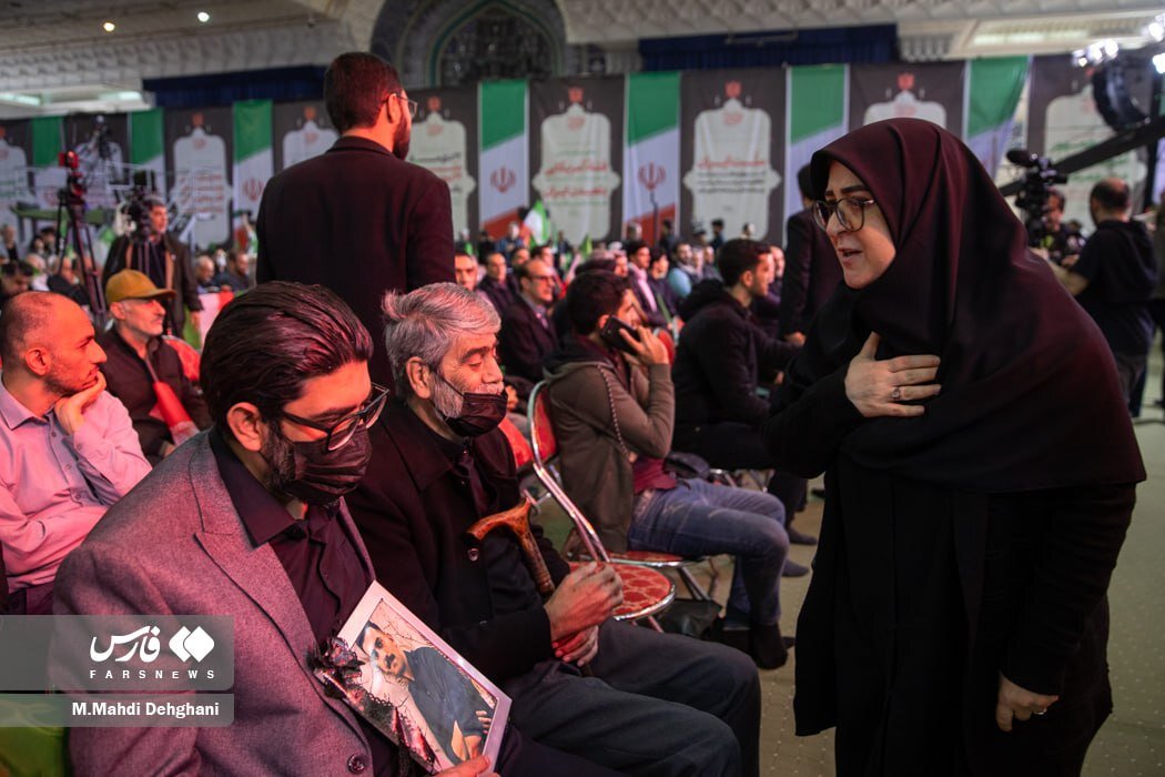 تصاویر خاص از مراسم چهلم جانباختگان وقایع دی ماه + عکس