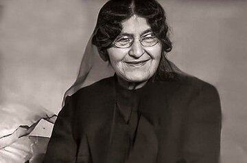 بی‌بی مریم بختیاری از سه امپراتوری جهان مدال افتخار گرفت