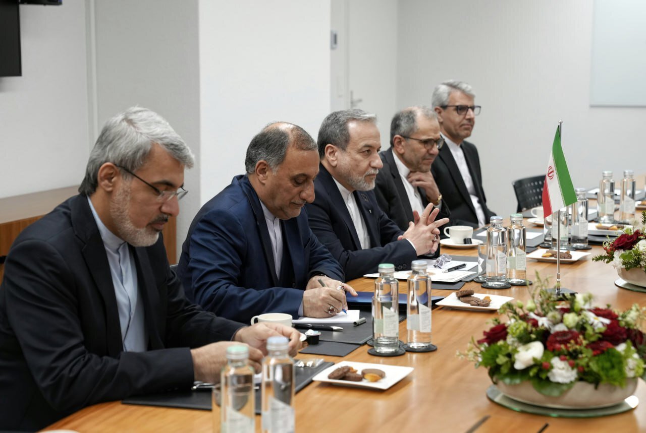 پیام وزیر خارجه سوئیس پس از دیدار با عراقچی