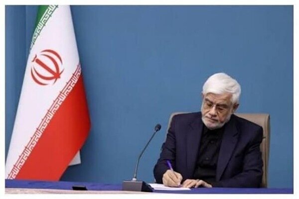 عارف از وزارت فرهنگ به خاطر برگزاری جشنوارههای فجر تقدیر کرد عارف از وزارت فرهنگ به خاطر برگزاری جشنوارههای فجر تقدیر کرد