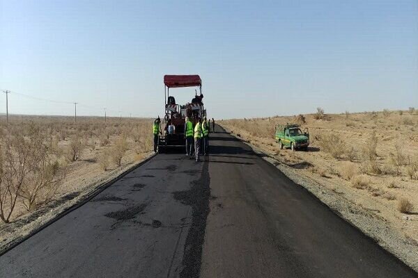 عملیات ایمنسازی محور روستایی ده زیارتان در میناب به اجرا درآمد. عملیات ایمنسازی محور روستایی ده زیارتان در میناب به اجرا درآمد.
