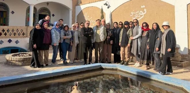 مجید اخشابی اقدام به برگزاری کارگاهی درباره شناسایی «تلههای شخصیتی» نمود. مجید اخشابی اقدام به برگزاری کارگاهی درباره شناسایی «تلههای شخصیتی» نمود.