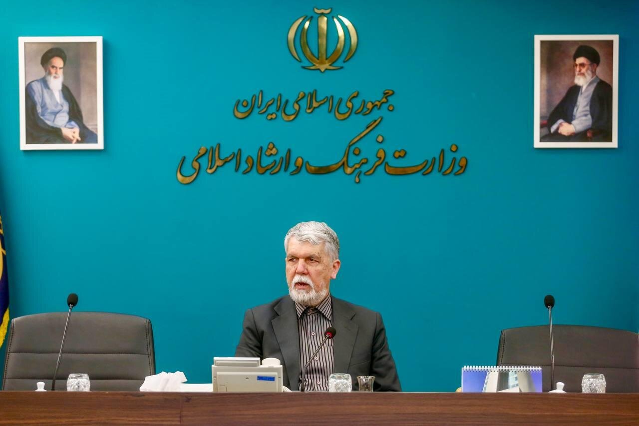 صالحی: ضرورت شناسایی مسائل کلیدی در حوزه فرهنگ و هنر احساس میشود. صالحی: ضرورت شناسایی مسائل کلیدی در حوزه فرهنگ و هنر احساس میشود.