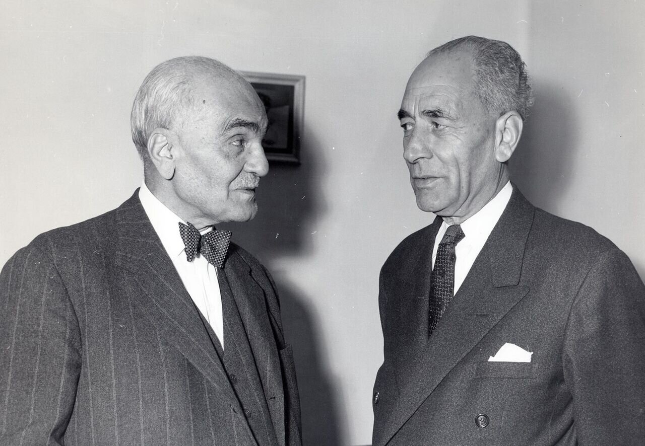 مکاتبات تقیزاده با متخصص خاورشناسی از بریتانیا مکاتبات تقیزاده با متخصص خاورشناسی از بریتانیا