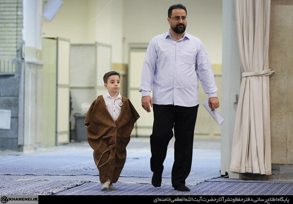 تصاویری از محفل انس با قرآن با حضور رهبر انقلاب