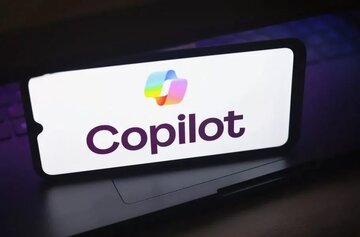 هوش مصنوعی کوپایلت ایمیل مشتریان را بدون اجازه خلاصه می‌کند