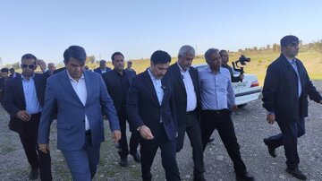 بازدید معاون رئیس‌جمهور از مناطق محروم جنوب استان کرمان