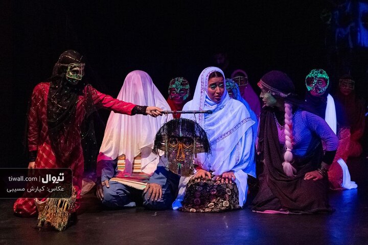 از چالش سعید چنگیزیان در نقش زنی جسور تا سالن‌هایی که تعطیل‌ شده‌اند/ تئاتری‌های تهران این روزها چه می‌کنند؟