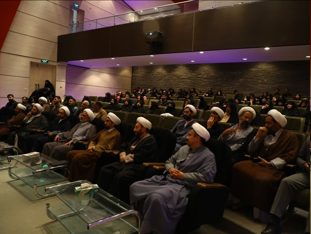 تجلیل از برگزیدگان صالحین در استان چهارمحال و بختیاری