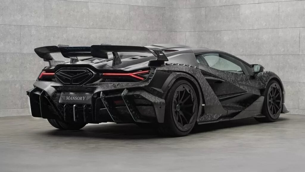 لامبورگینی روئلتو تمام‌کربنی معرفی شد / طوفان منصوری در دبی