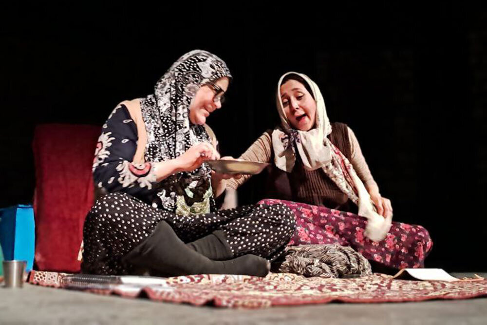 «خونه قمرخانوم» برای سالن خالی به اجرا نخواهد رفت/ مخاطب تنها امید ماست «خونه قمرخانوم» برای سالن خالی به اجرا نخواهد رفت/ مخاطب تنها امید ماست