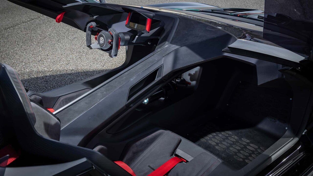 فولکس‌واگن گلف خاصی که سقف نداشت