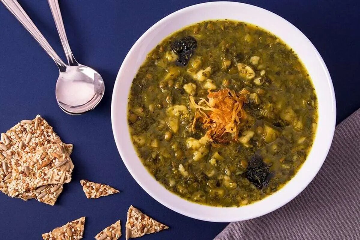 بهترین پیش غذای لطیف سفره افطار/ چه کسانی شله زرد نخورند؟/ در وعده افطار حتما آش بخورید!