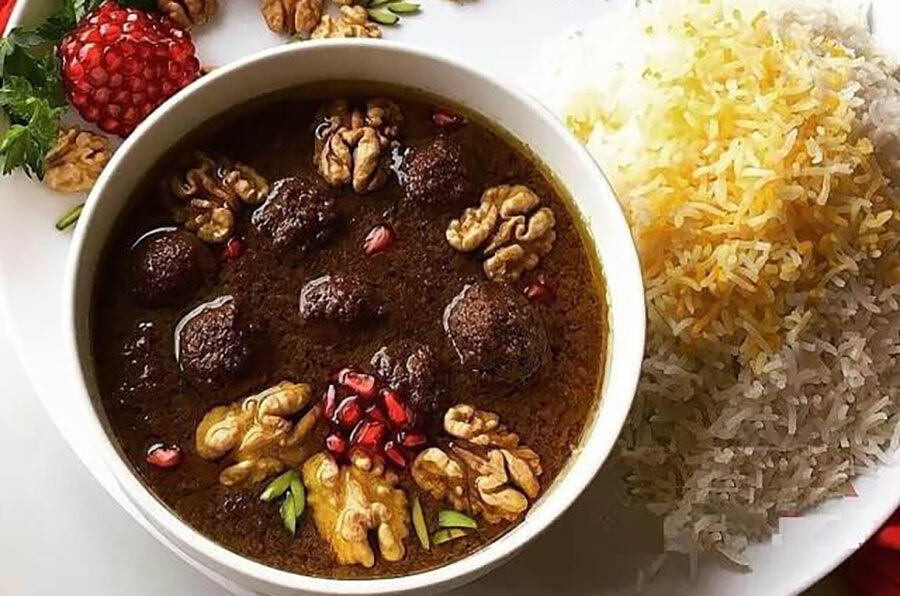 ارزش گردو در خورش فسنجان از بین میرود؟/ گردوی خورشی به معنای گردوهای کهنه نیست/ روغن گردو برای آشپزی مناسب نیست