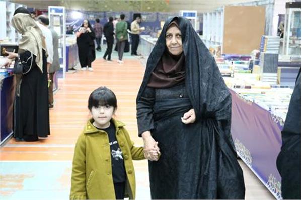 حضور پرشور خانواده‌ها و دانش‌آموزان در سالن غدیر