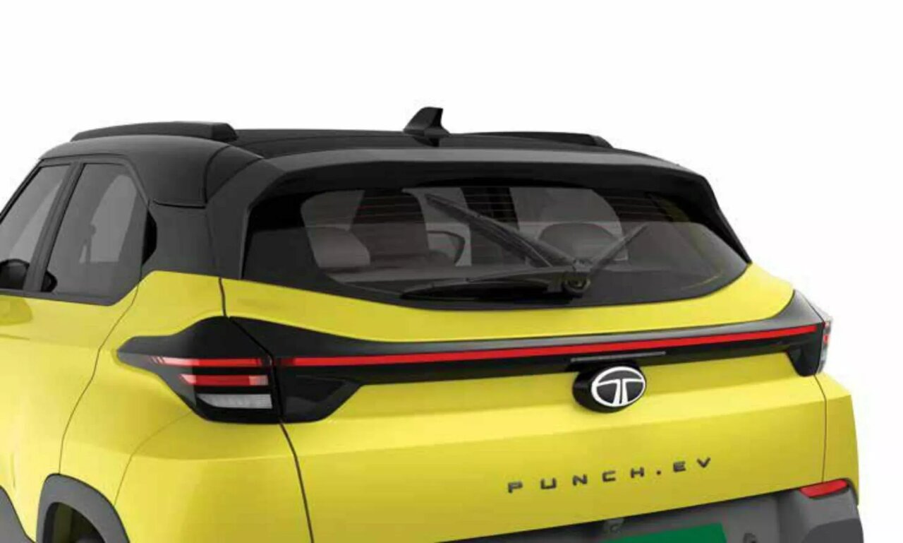 ابتکار جالب هندی در ساخت و فروش خودروی برقی