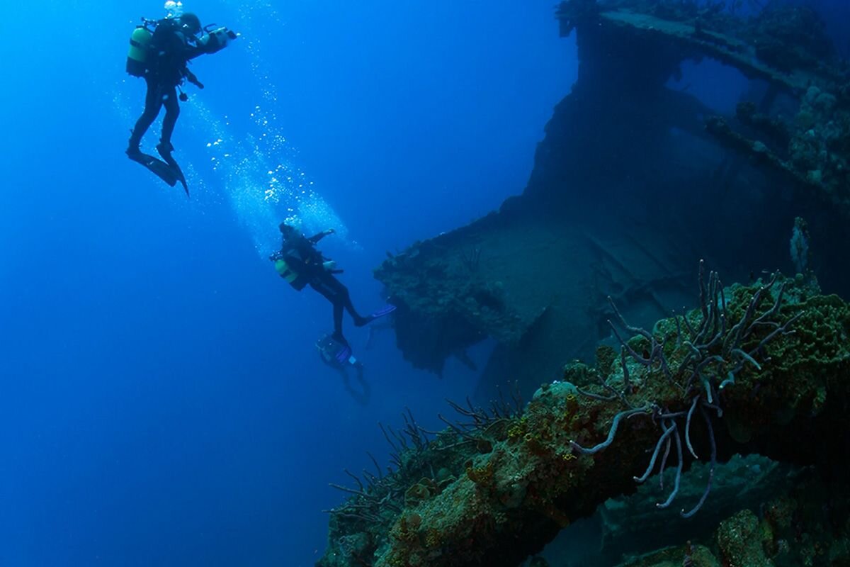 غواصی در مثلث برمودا!