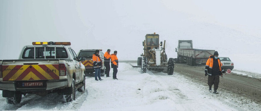 مدیرکل راهداری استان: راه ها باز است