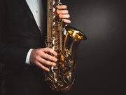 درباره ساکسیفون این ساز جادویی/ زبانی فلزی برای گفتنِ آنچه انسان جرأت گفتنش را ندارد