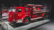 فروش ماشین‌های آتش‌نشانی با قدمت ۱۰۰ ساله /عکس