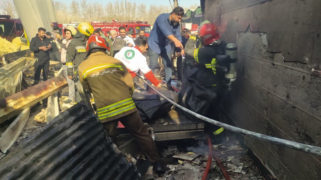 اولین تصاویر از سقوط یک فروند بالگرد در دُرچه اصفهان