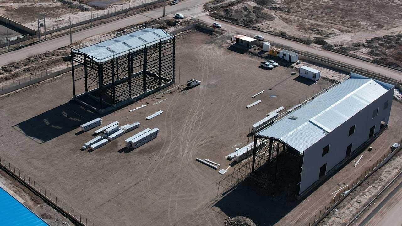 قیمت ساندویچ پانل ۲ تا ۱۰ سانتی متر و معرفی ارزان ترین گزینههای بازار