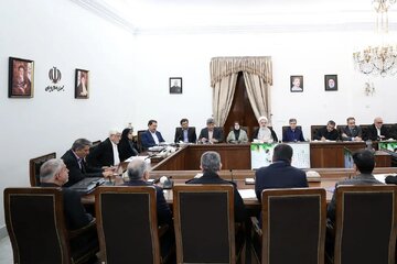 عارف: مردم سال سختی داشتند؛ دولت سفرهای نوروزی ۱۴۰۵ را تشویق می‌کند