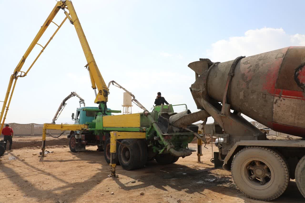 نظارت میدانی معاون استاندار بر روند احداث مجتمع آموزشی و رفاهی کارگران استان یزد