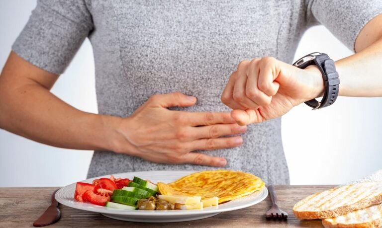 چرا روزه گرفتن برای انسان معاصر چالشی شده است؟ / استدلال علمی روزهداری؛ فرصتی با ارزش برای بازسازی و تصفیه بدن. چرا روزه گرفتن برای انسان معاصر چالشی شده است؟ / استدلال علمی روزهداری؛ فرصتی با ارزش برای بازسازی و تصفیه بدن.