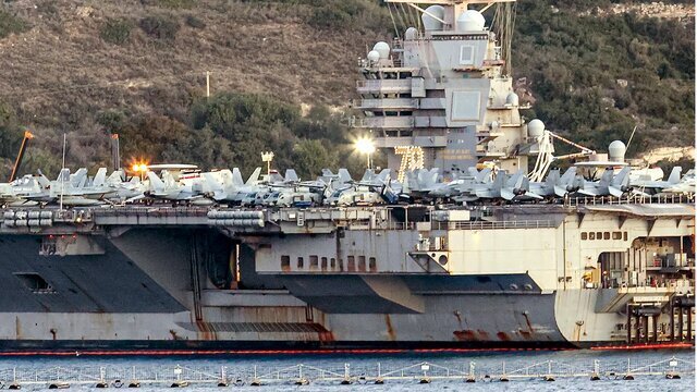 نماینده مجلس: به دلیل حضور ناوهای آمریکایی، شروط تحمیلی را قبول نخواهیم کرد/ ایران با نشان دادن حسن نیت، مسیر گفتوگوها را باز نگه داشته است. نماینده مجلس: به دلیل حضور ناوهای آمریکایی، شروط تحمیلی را قبول نخواهیم کرد/ ایران با نشان دادن حسن نیت، مسیر گفتوگوها را باز نگه داشته است.