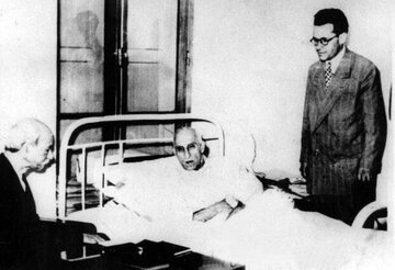 ۷۰ سال از درگذشت علی‌اکبر دهخدا گذشت+ عکس‌هایی کمتر دیده شده از دهخدا و محل دفن او در ابن‌بابویه