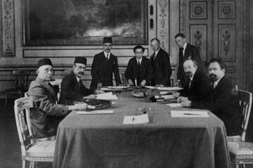 عهدنامه بدون تاریخِ ایران و روسیه ۱۰۵ ساله شد/ کوروش احمدی: این عهدنامه همچنان برقرار و معتبر است