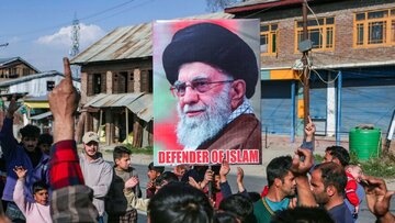 کشمیر و جامو در پی شهادت رهبر انقلاب ۴۰ روز عزای عمومی اعلام کرد/ عکس