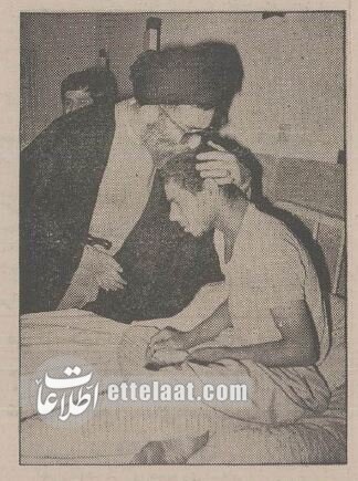 گزارش تصویری عیادت رهبر فقید انقلاب از مجروحان بمباران شیمیایی؛ اسفند ۶۴