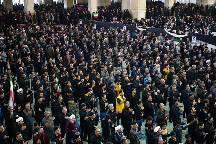 حضور باشکوه میبدی ها در سوگ شهادت رهبر معظم انقلاب اسلامی