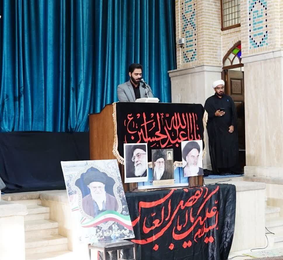 حضور باشکوه میبدی ها در سوگ شهادت رهبر معظم انقلاب اسلامی حضور باشکوه میبدی ها در سوگ شهادت رهبر معظم انقلاب اسلامی