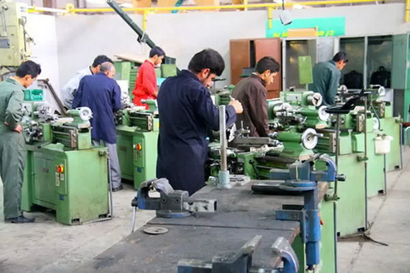 فعالیت های کمیته امداد استان سمنان (چله خدمت)حتی در دوران حنگ  تعطیل شدنی نیست