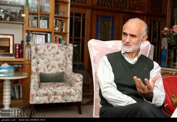 پیش بینی معین از وضعیت آینده کشور پس از شهادت رهبری/ درخواست وزیر اسبق علوم از پزشکیان