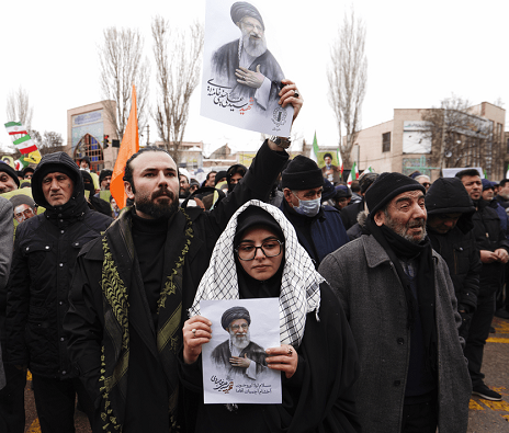 اردبیلی ها در بیعت با رهبر سوم انقلاب حماسه‌ آفریدند